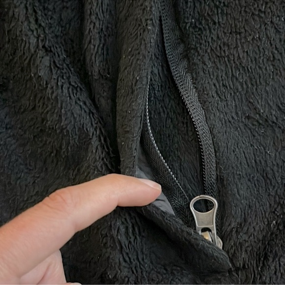 Black Full Zip Up Furry Sherpa Super Soft Light Jacket - Picture 2 of 5